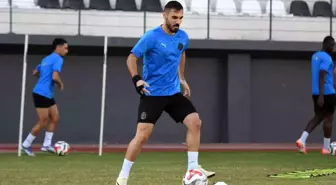 Manisa FK, Bandırmaspor Karşısında Deplasmanda İlk Galibiyetini Arıyor