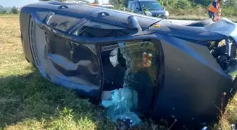 Bolu-Mudurnu Yolunda Takla Atan Araçta Sürücü Yaralanmadan Kurtuldu