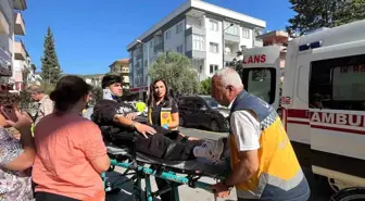 Menteşe'de Otomobil ile Motosiklet Çarpıştı: Bir Genç Yaralı