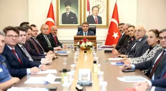 Düzce'de Üniversite Güvenlik Koordinasyon Toplantısı Yapıldı