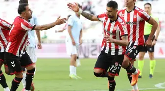 Sivasspor, Adana Demirspor'u 5-0 Yenerek Farklı Kazandı