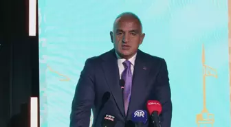 Bakan Ersoy, Türk Sanatının Küresel Başarısını Vurguladı