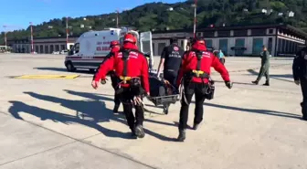 Rize'de Mahsur Kalan Yaşlı Kadın Helikopterle Kurtarıldı