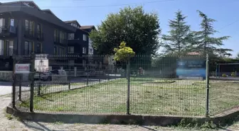 Telefonla Küfürleşen Gençler Parkta Buluştu, Biri Öldürüldü