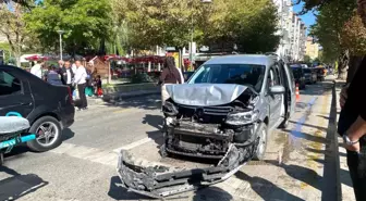 Kastamonu'da Trafik Kazası: 2 Yaralı