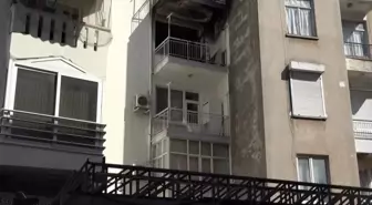 Antalya'da 5 Katlı Binada Yangın Paniği