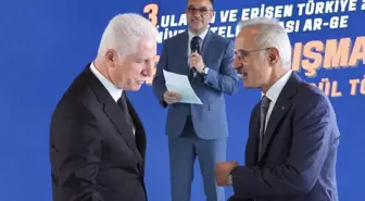 Bakan Uraloğlu : 32 farklı üniversiteden 46 proje ve 82 öğrencimiz ödül aldı
