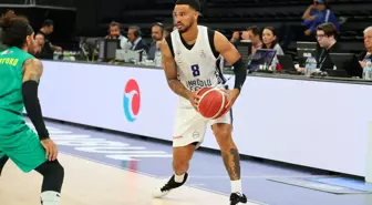 Anadolu Efes, Esenler Erokspor'u 90-76 Mağlup Ederek Sezona Galibiyetle Başladı