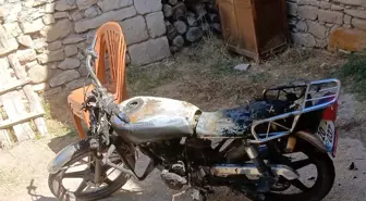Denizli'de Motosiklet Kundaklandı