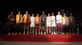 Galatasaray Spor Kulübü Yeni Sezon Forma Lansmanını Gerçekleştirdi