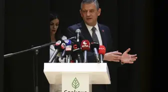 Özgür Özel: Türkiye'yi Gelecekte Yönetecek Parti'ye Darbe Yapılıyor