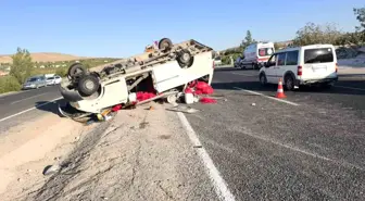 Şanlıurfa'da Tarım İşçilerini Taşıyan Minibüs Devrildi: 20 Yaralı