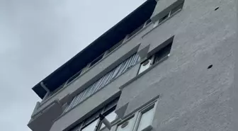 Şarkıcı Güllü, Terasından Düşerek Hayatını Kaybetti