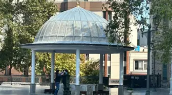 Balıkesir'de Şüpheli Çanta Patlatıldı