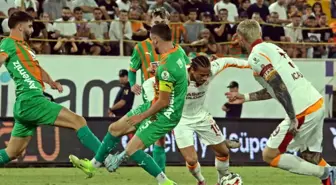 Galatasaray, Alanyaspor'u 1-0 Geçti