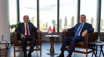 Bakan Fidan, KKTC Cumhurbaşkanı Tatar ile bir araya geldi