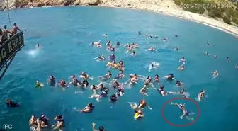 Alanya'daki Tekne Turunda İngiliz Turist Kalp Krizinden Hayatını Kaybetti