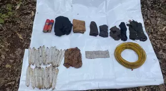 Hatay'da PKK'lı Teröristlerin Kullandığı Mağarada Patlayıcılar Ele Geçirildi