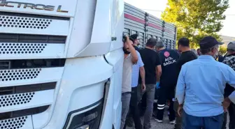 Adıyaman'da Tır ile Otomobil Çarpıştı: 3 Yaralı