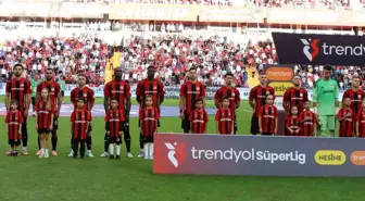 Trendyol Süper Lig: Gaziantep FK: 0 Samsunspor: 2 (Maç devam ediyor)