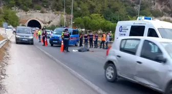 Antalya'da Motosiklet Kazası: Sürücü Hayatını Kaybetti