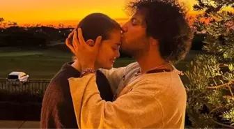 Selena Gomez evlendi mi? Selena Gomez kiminle evlendi?