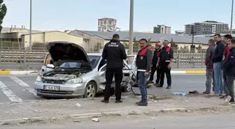 Sivas'ta Trafik Kazası: 1 Ölü, 3 Yaralı