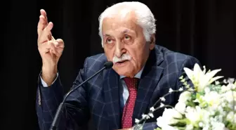 Ünlü Şair Yavuz Bülent Bakiler Hayatını Kaybetti