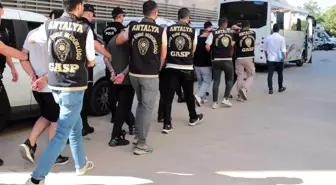 Antalya'da Suç Organize Yapısına Yönelik Operasyon: 7 Gözaltı