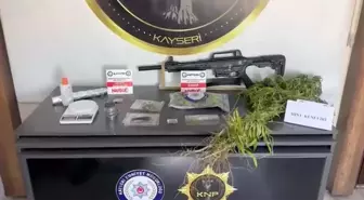 Kayseri'de Uyuşturucu Operasyonu: 287 Kök Kenevir ve 193.75 Gram Madde Ele Geçirildi