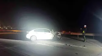 Lüleburgaz'da Otomobilin Traktör Römorkuna Çarpması Sonucu 2 Yaralı