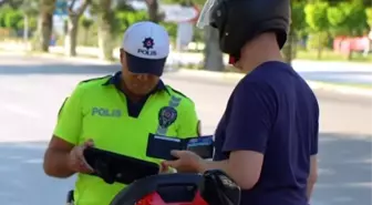Isparta'da Polis Denetimlerinde 60 Aranan Kişi Yakalandı