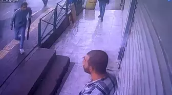 Bursa'da Tekel Bayisinde Bacaklarından Vuruldu