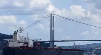 İstanbul Boğazı'nda gemi trafiği askıda! 98 metrelik kargo gemisi arızalandı