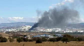 İzmir Aliağa'da Çelik Konstrüksiyon Fabrikasında Yangın
