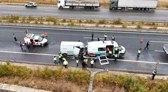 Jandarma aracına minibüs çarptı: 2 jandarma şehit, 1 vatandaş hayatını kaybetti