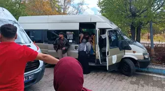 Kırıkkale Üniversitesi'nde Dolmuş Kazası: 13 Öğrenci Yaralandı