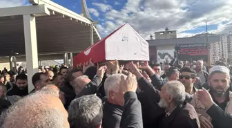 Şair Yavuz Bülent Bakiler Son Yolculuğuna Uğurlandı