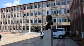 Aydın'da Trafik Kazası Zanlılarının Yakınları Adliye Önünde Gerginlik Yarattı