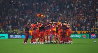 Galatasaray, Liverpool'u 1-0 Yenerek Şampiyonlar Ligi'ndeki İlk Galibiyetini Aldı