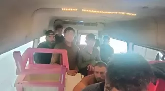 Hatay'da Kaçak Göçmen Operasyonu: 12 Yakalandı, 1 Şüpheli Tutuklandı