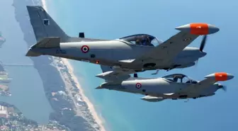 İtalya'da askeri eğitim uçağı milli parka düştü, 2 asker öldü