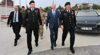 Jandarma Genel Komutanı Ali Çardakçı, Yüzüncü Yıl Köyü Konutları'nı Ziyaret Etti