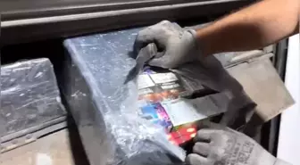 Osmaniye'de Otobüste Kaçak Elektronik Sigara ve Sigara Ele Geçirildi