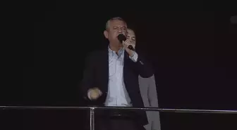 Özgür Özel Küçükçekmece'de konuştu