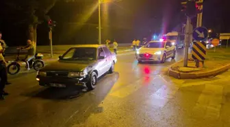 Antalya'da Motosiklet ve Otomobil Kazasında 1 Yaralı