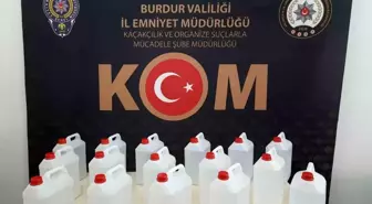 Burdur'da Kaçakçılık Operasyonlarında Binlerce Paket Makaron ve Sahte Alkol Ele Geçirildi