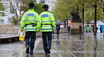 Manchester'da sinagogda bıçaklı saldırı: 1 ölü, 4 yaralı