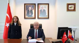 Bakan Güler Moğolistan'da Büyükelçiliği Ziyaret Etti