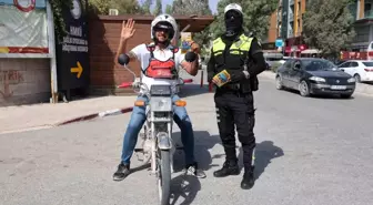 Hatay'da Motosiklet Sürücülerine Kask Denetimi